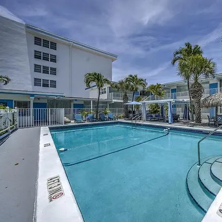 Castle By The Sea Motel-2