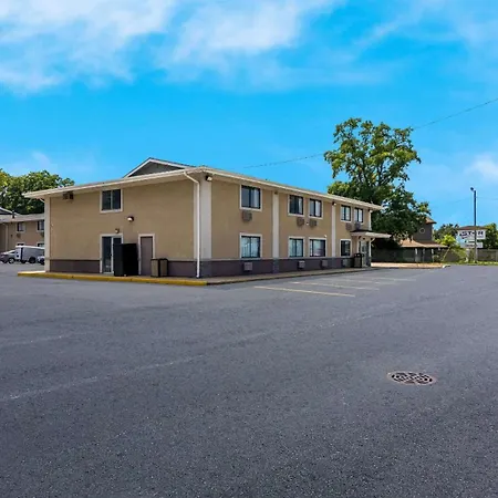 Suburban Studios Portage-2