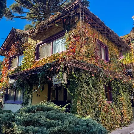 Petit Hotel Provence Gramado-3