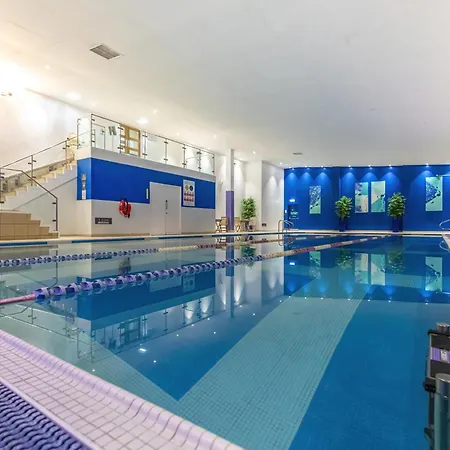 The Lodge At Meyrick Park-3