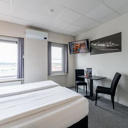 Antwerp Harbour Hotel-2