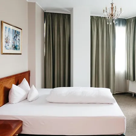 Ross Hotel Naehe Messe Stuttgart-2
