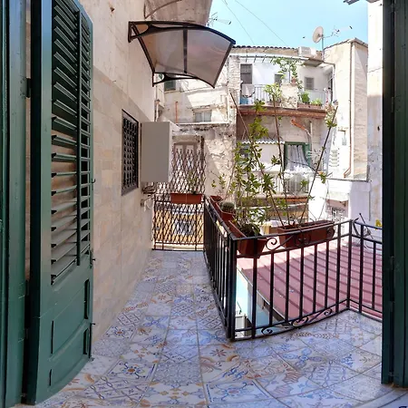 Isola Dei Tesori - Affittacamere Palermo-3