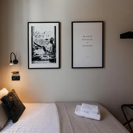 Hotel Rose Red-3