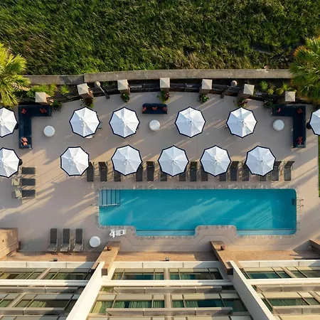 Hilton Garden Inn Charleston Waterfront/Downtown-2