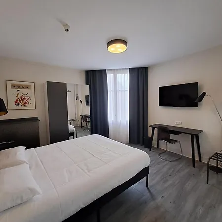 Trianon-2
