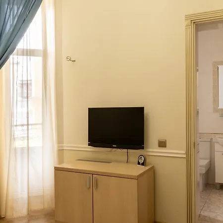 Metro Hotel Apartments-3