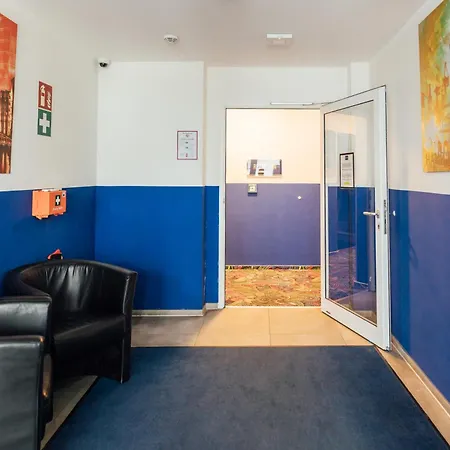 Myky Aparthotel Harburg - Free Parking-2