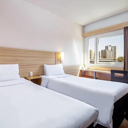 Nobile Inn Santiago-2