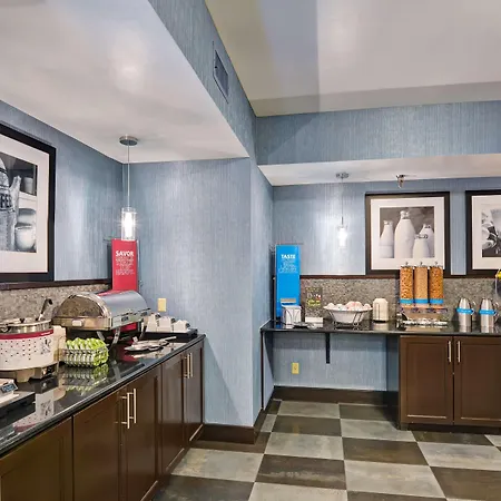 Hampton Inn State College-2