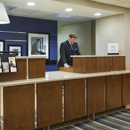Hampton Inn Charlotte University Place-3