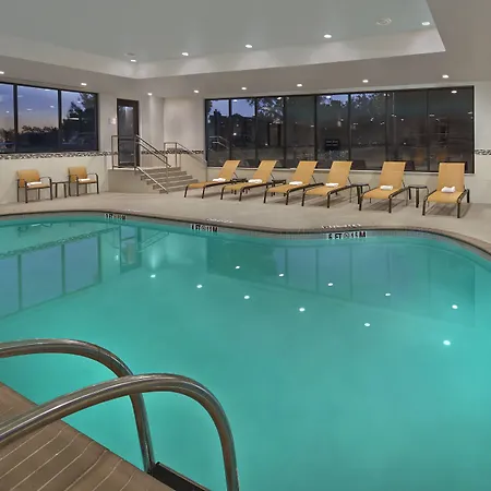 Courtyard By Marriott Philadelphia City Avenue-3