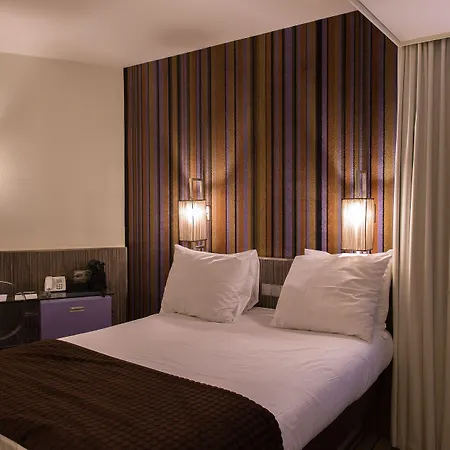 Westcord City Centre Hotel-3