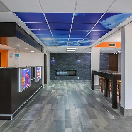 Motel 6-Savannah, Ga - Midtown-3