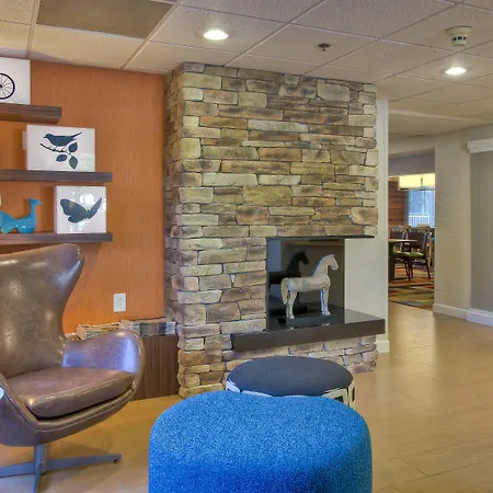 Fairfield Inn & Suites Raleigh Crabtree Valley-2