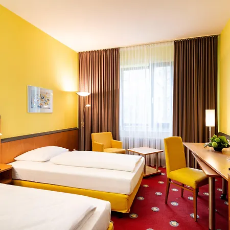 Plaza Hotel & Living Frankfurt-3