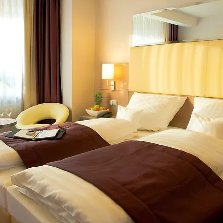 Hotel Scala Frankfurt City Centre-2