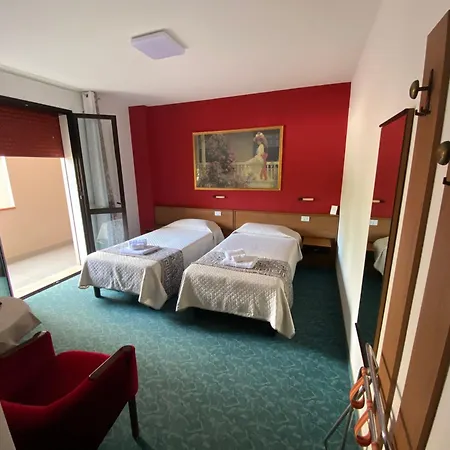 Hotel Rey'S-3