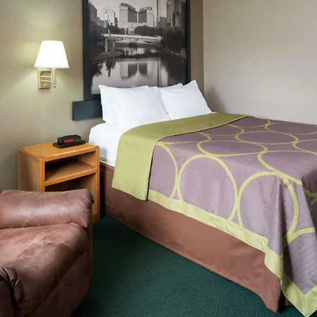 Super 8 By Wyndham Omaha Ne-2