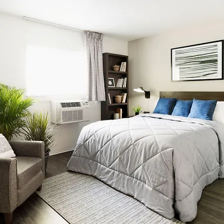 Intown Suites Extended Stay Select Denver - Aurora South-3