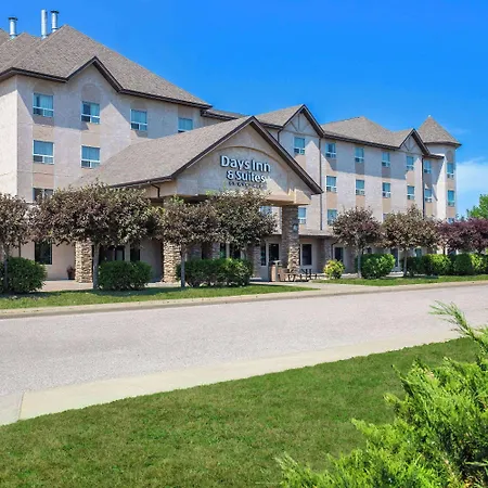 Days Inn & Suites By Wyndham West Edmonton-2