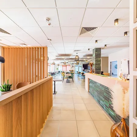 Mandarina Hotel Luxembourg Airport-3
