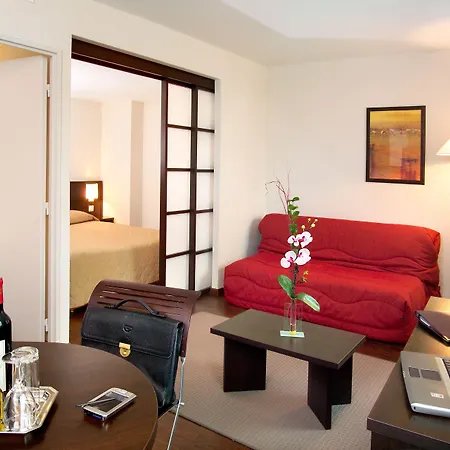 Appart'City Classic Lyon Part-Dieu-2