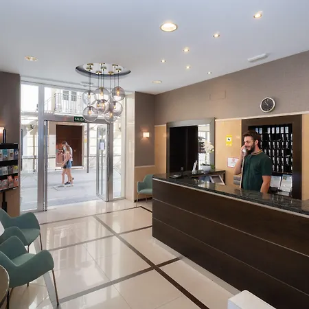 Hotel Sur Málaga-3