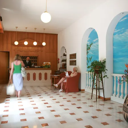 Hotel Girasole-3