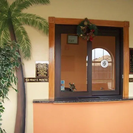 Luxury Inn And Suites Seaworld-3