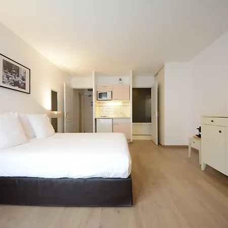 Hotel Cerise Chatou-3