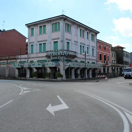 Albergo Ristorante Leon d'Oro-3