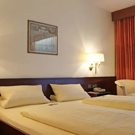 Hotel Haus am Zoo-3