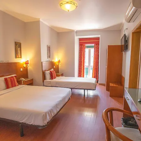 Grande Pensao Residencial Alcobia-3