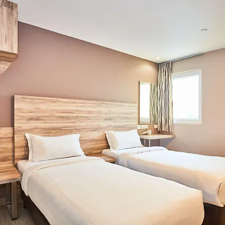 Ibis Budget Singapore Crystal-3