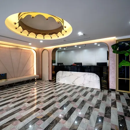 Hotel 81 Premier Princess-3