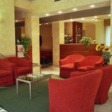 Hotel Engadina-2