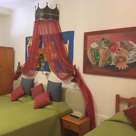 Kiniras Traditional Hotel & Restaurant-2