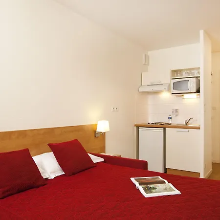 Sejours & Affaires Rennes Villa Camilla-3