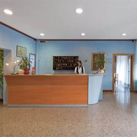 Hotel Roma-3