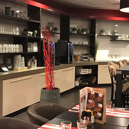 Ibis Styles Bordeaux Meriadeck-3