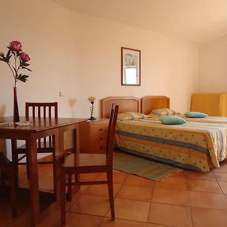 Canavial I & II Apartamentos-2
