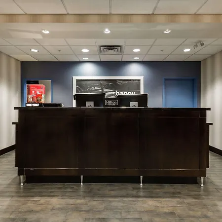 Hampton Inn & Suites By Hilton Lethbridge-2