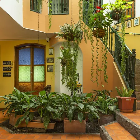 Ayenda Habana Vieja 1221-2