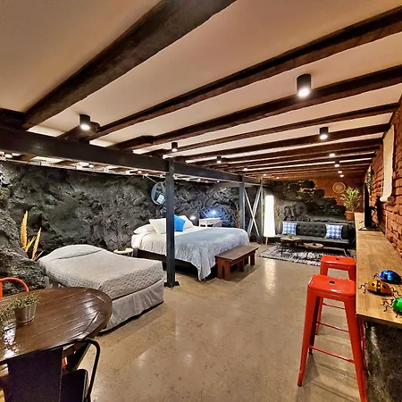 Maki Suites Ex Hotel Da Vinci-2