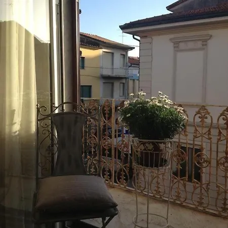 Hotel La Petite Maison-3