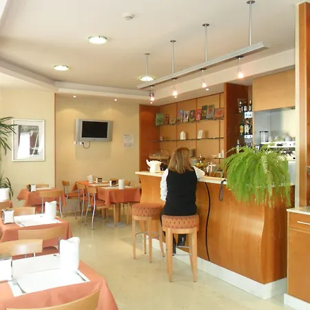 Hotel Riviera-2