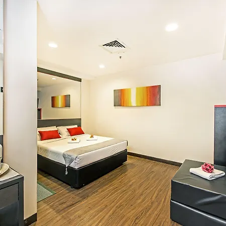 Hotel 81 Heritage-3