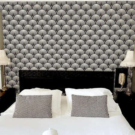 Saint Charles Hotel & Coliving Biarritz-3