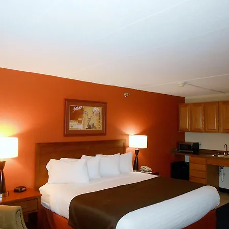 Americinn By Wyndham Cedar Rapids Airport-3